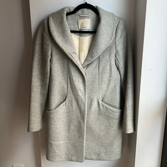 COPY - Aritzia Cocoon coat - Picture 4 of 5